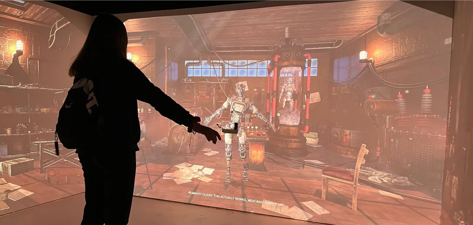 Etica Hub — Immersive FAB ROOM