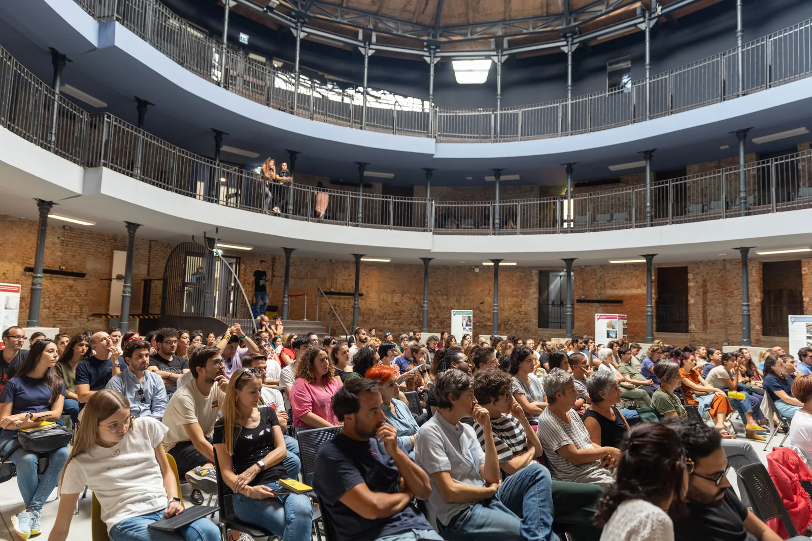 Laboratorio Aperto di Ferrara — Il Teatro