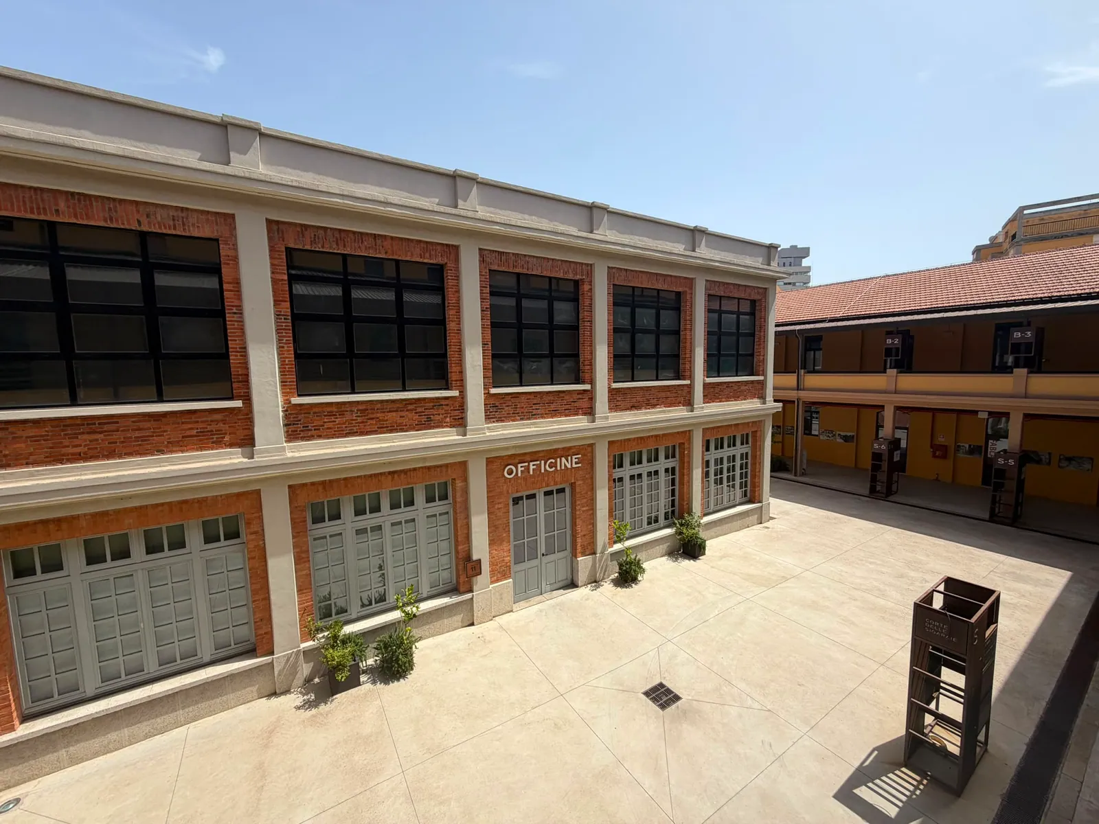 Opificio Innova — SA Manifattura corte interna